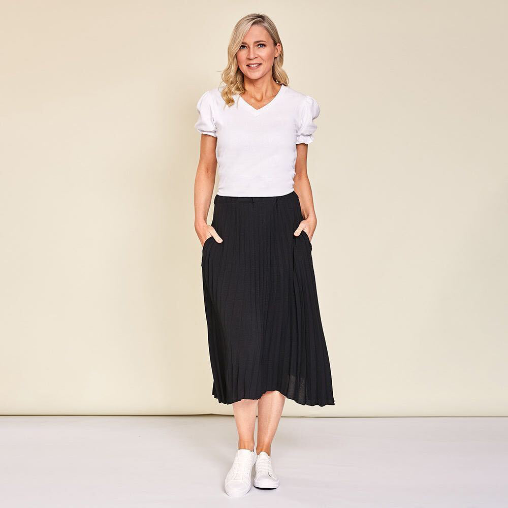Ally Skirt (Black)