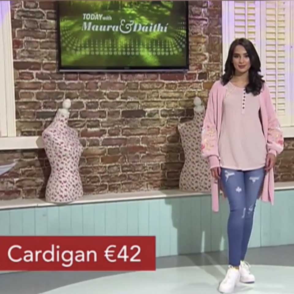 Short Floral Embroidered Cardigan