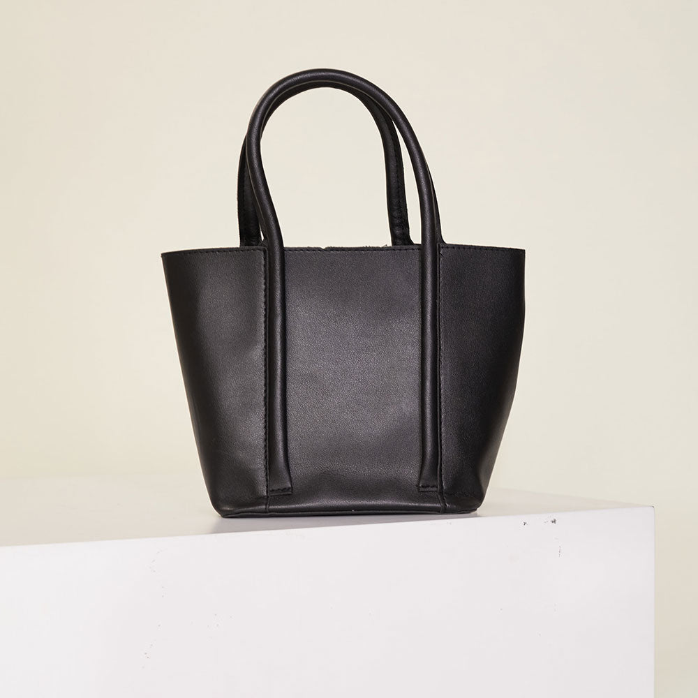 Maria Bucket Bag (Black)