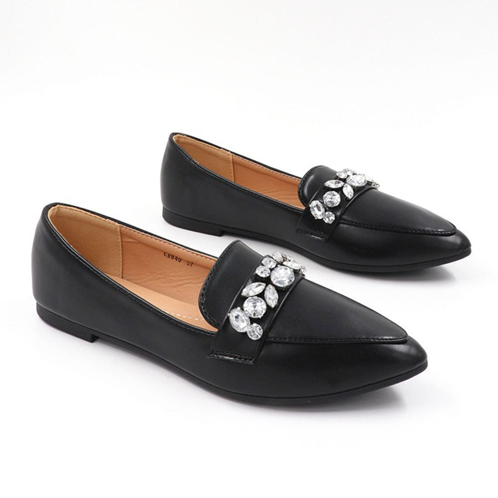 Cria Flats (Black)