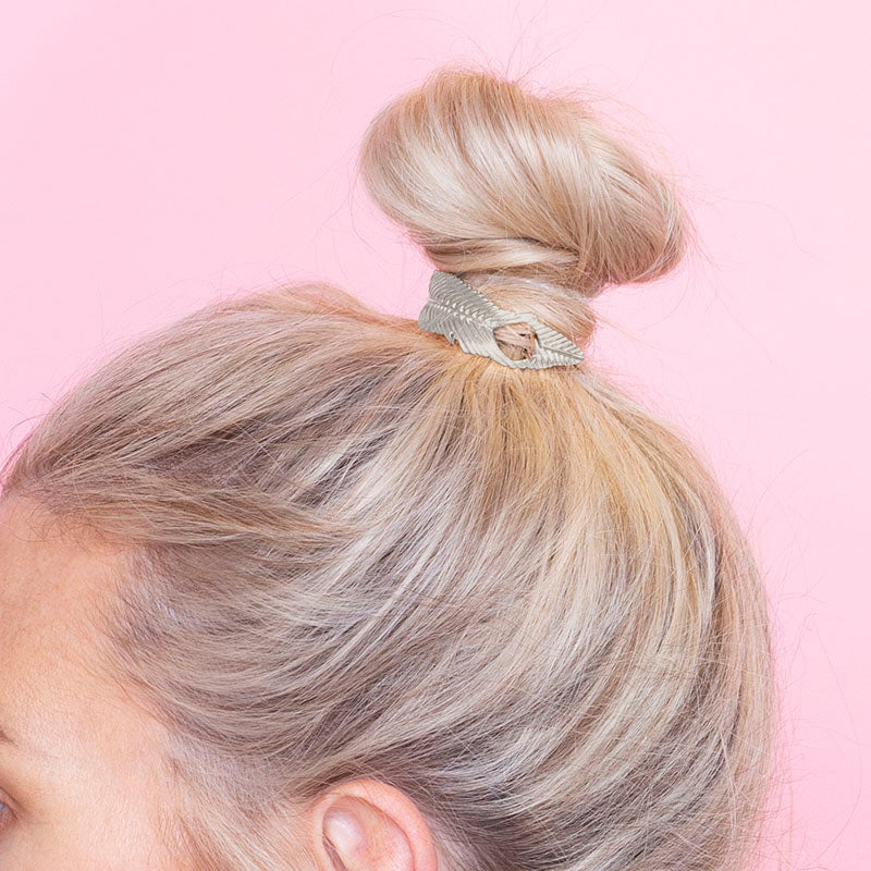 Lauren Feathered Messy Bun (Silver)