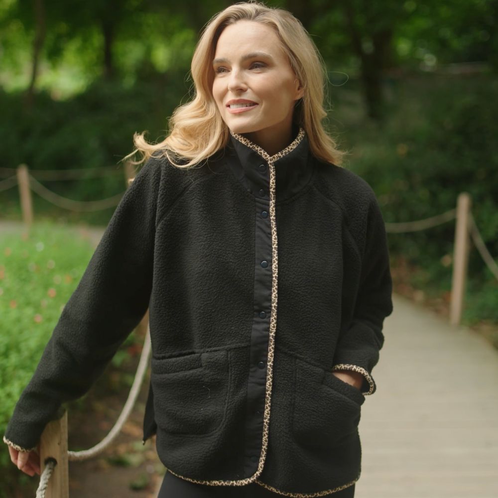 Molly Fleece Jacket (Black/Leopard Trim) & Kia Jeans (Black) for €85