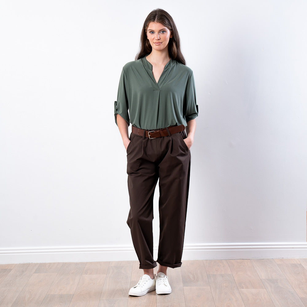 Arya Tapered Trousers (Brown)
