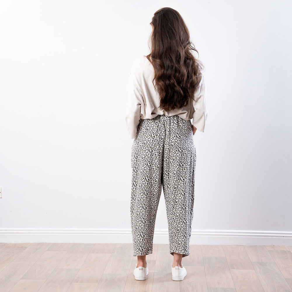 Deana Trousers (Cream)