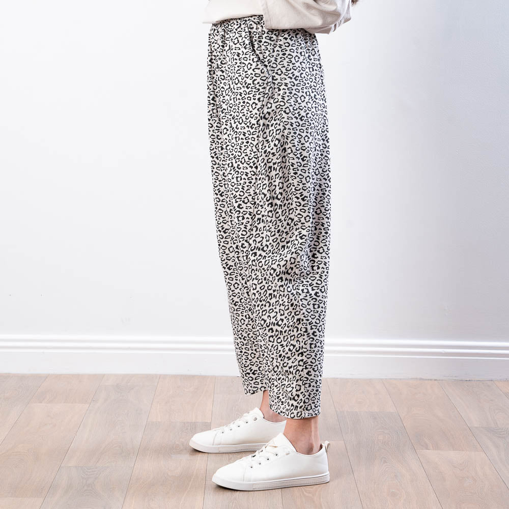 Deana Trousers (Cream)