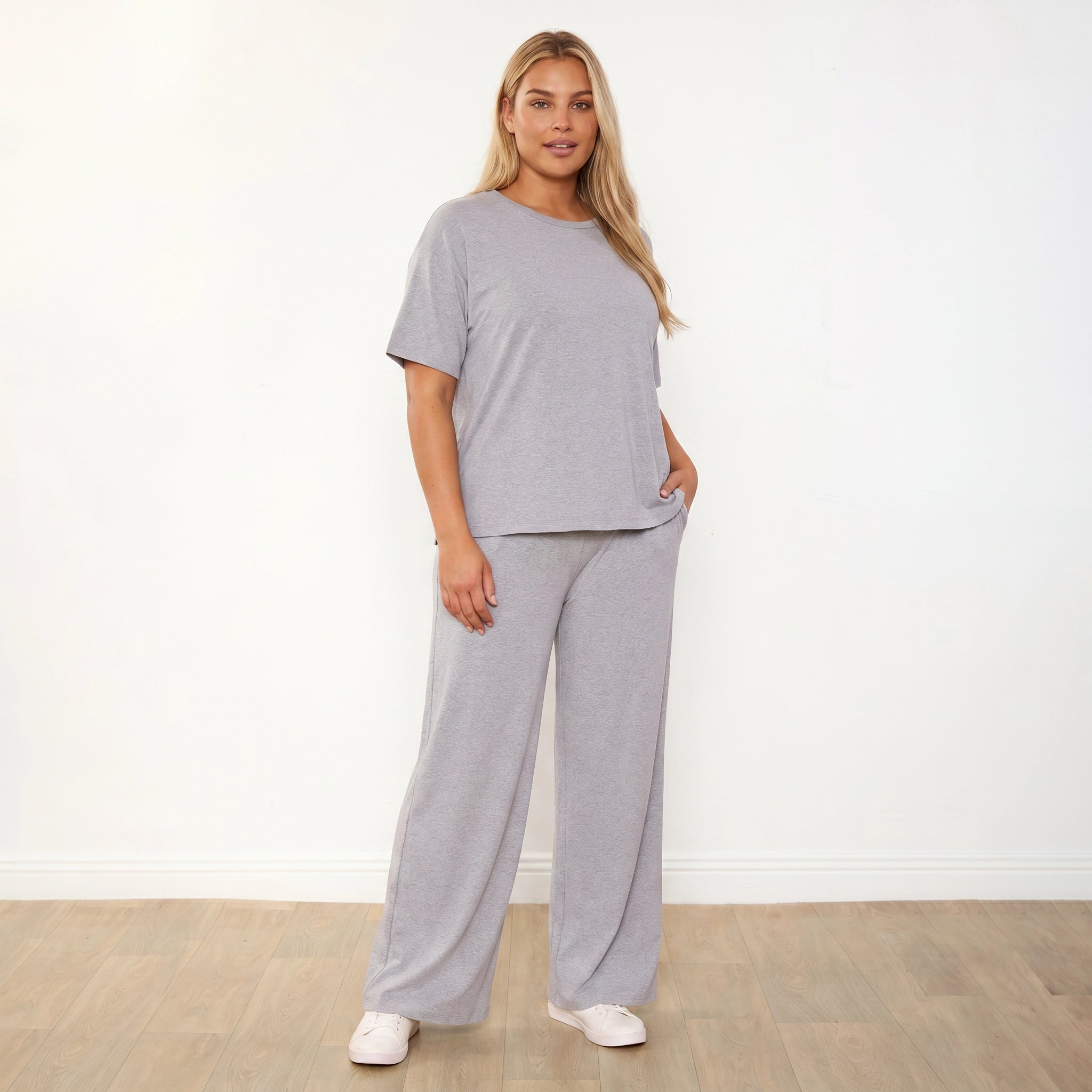 Sally Co-Ord Dove Grey - Plus Size Model XXL - Front, hands behind back