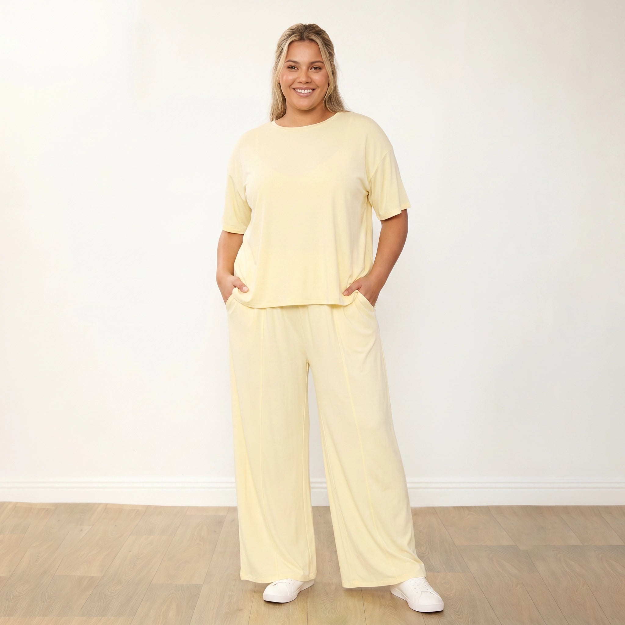 Sally Co-Ord Lemon - Plus Size - Hands behind back