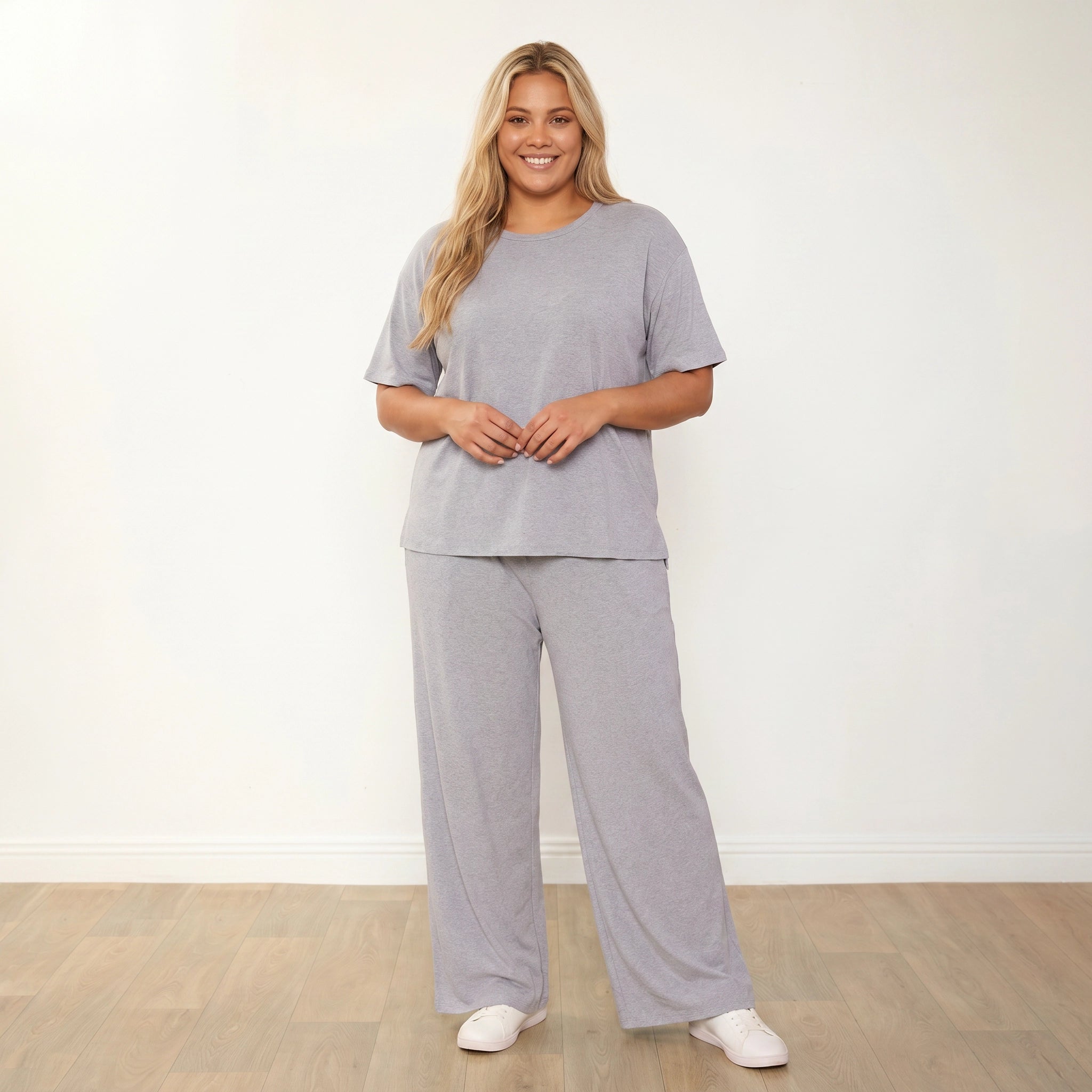 Sally Co-Ord Dove Grey - Plus Size Model XXL - Front, arms at sides