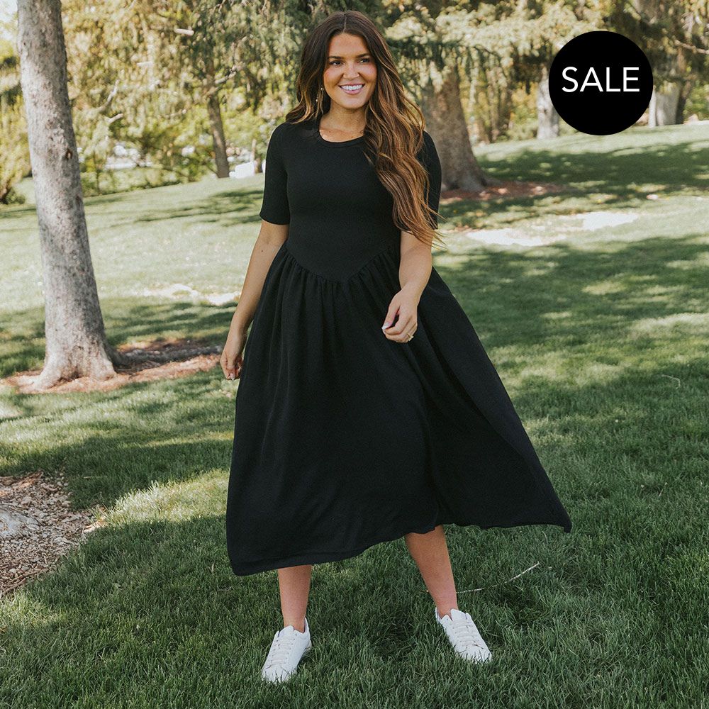 Bobbie Dress (Black)