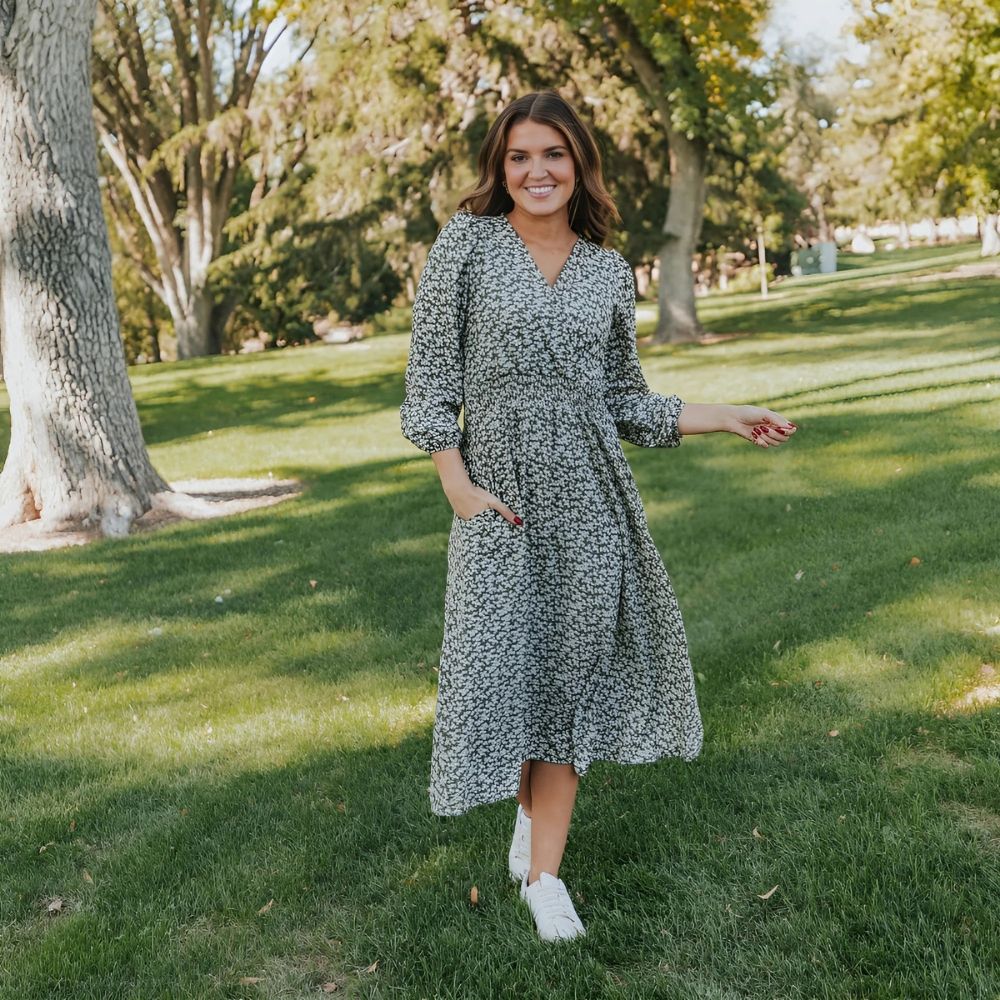 Carrie Dress (Olive Daisy)