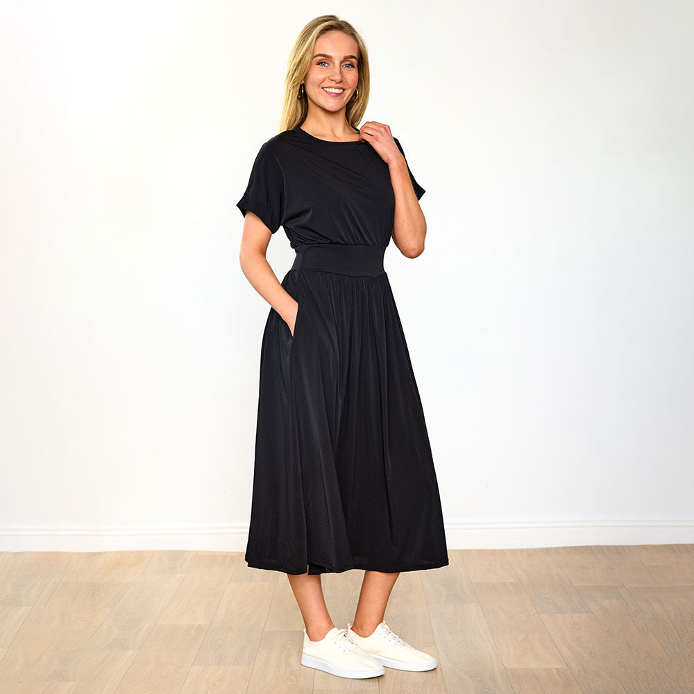 Cladagh Dress (Black)