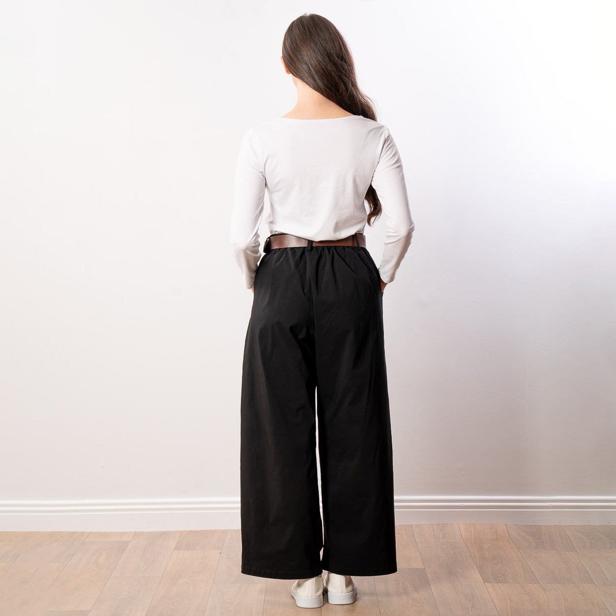 Nora Wide Leg Trousers (Black)