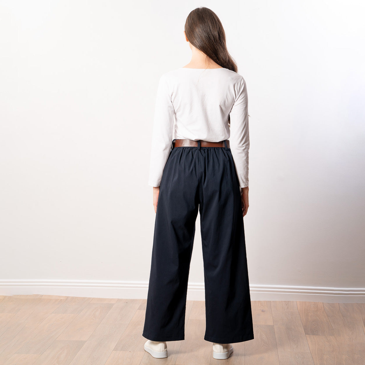 Nora Wide Leg Trousers (Navy)