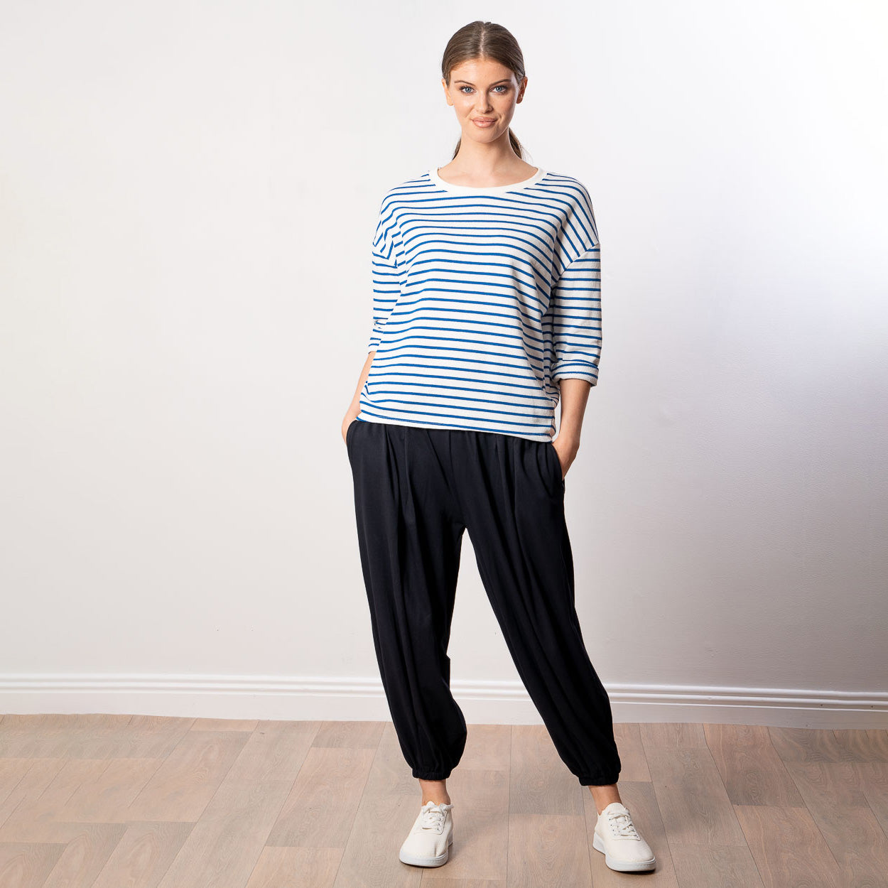 Noelle Stripe Top (Blue/White)