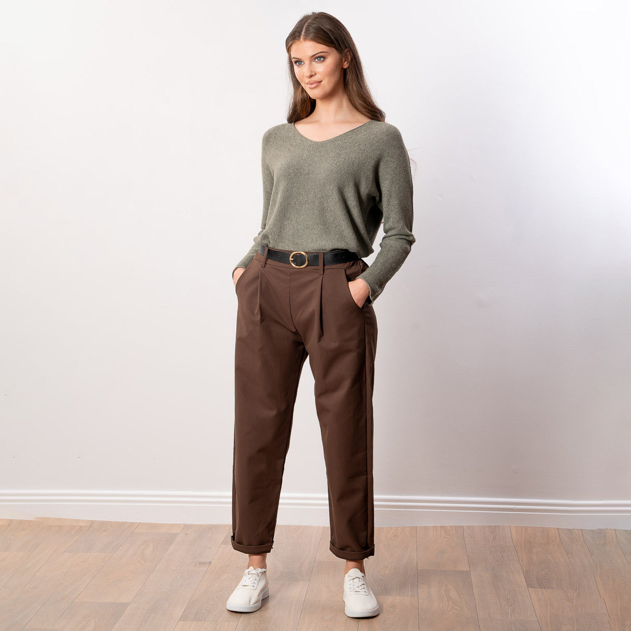 Arya Tapered Trousers (Brown)
