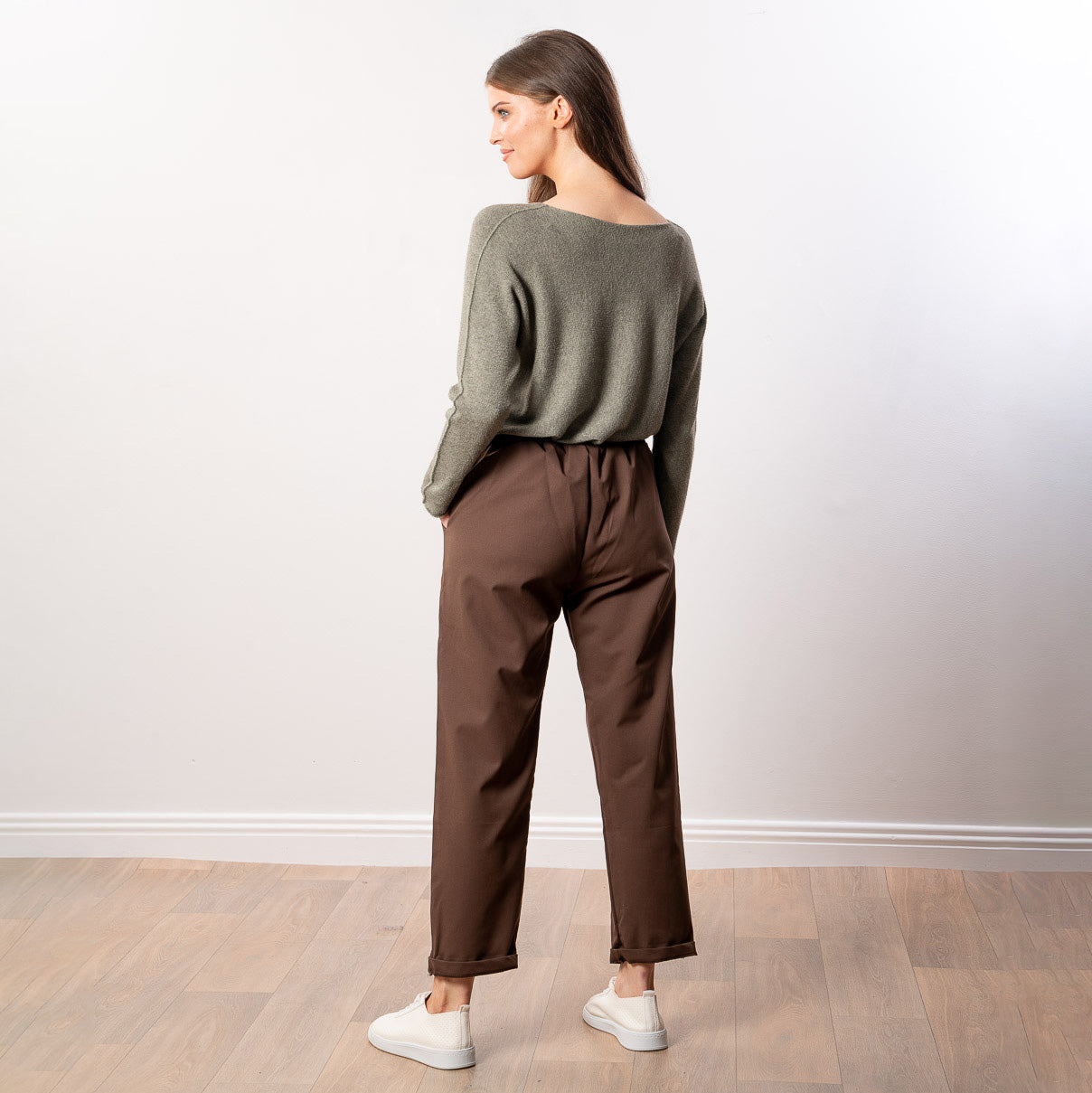 Arya Tapered Trousers (Brown)