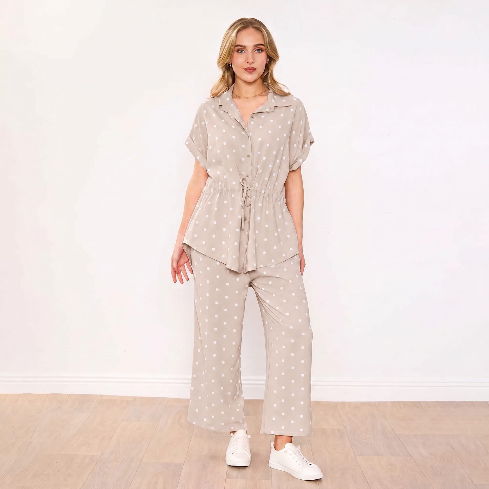 Darcey Co-Ord (Stone Polka Dot)