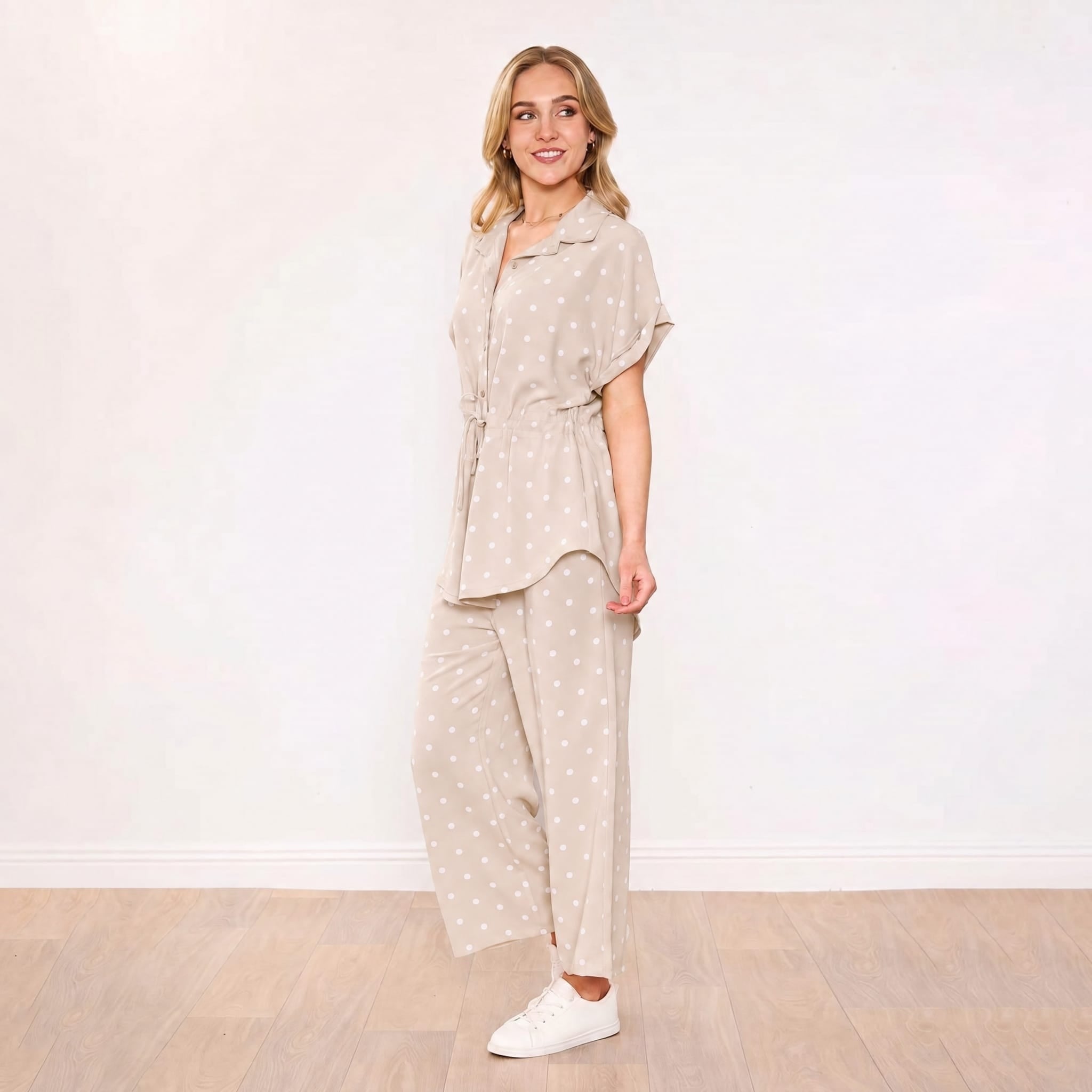 Darcey Co-Ord (Stone Polka Dot)