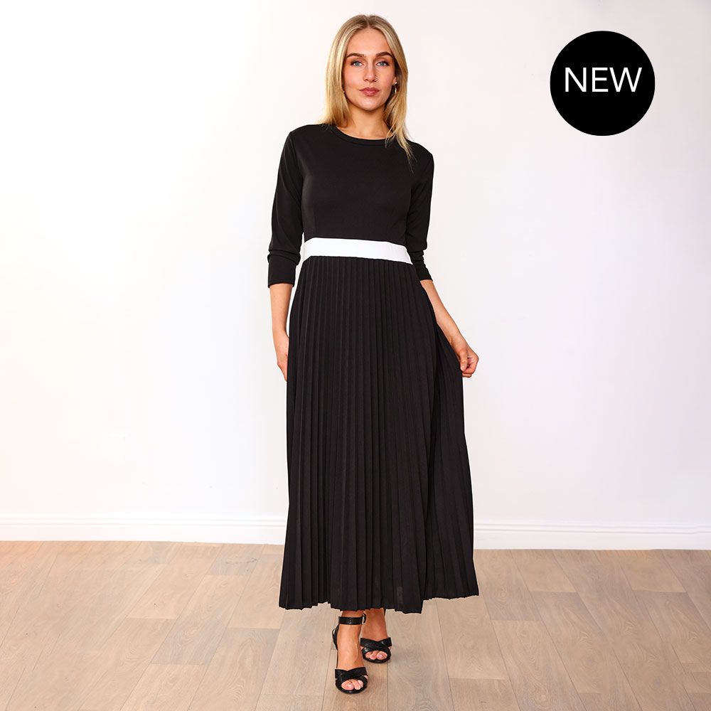 Doyle Dress (Black/Cream belt)