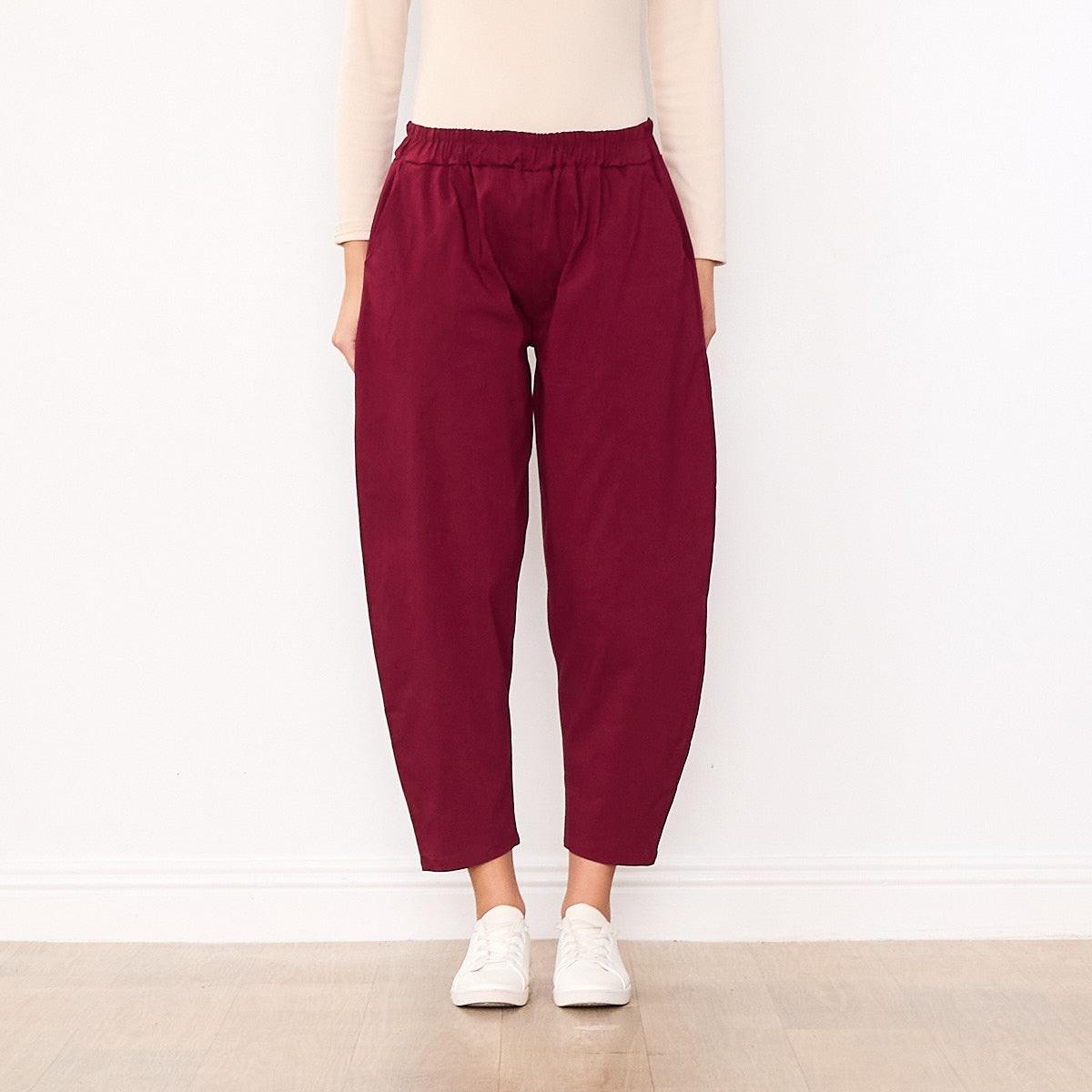 Elora Barrel Leg Trousers (Wine)