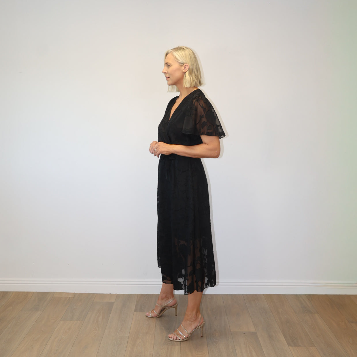Rosie Floral Wrap Dress (Black)