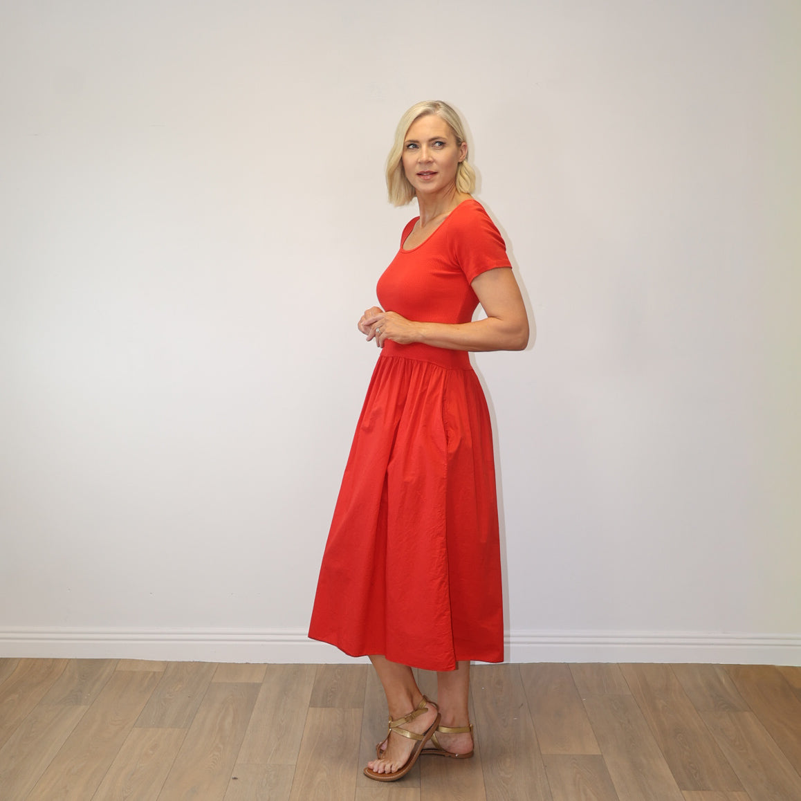 Serena Cap Sleeve Dress (Red)