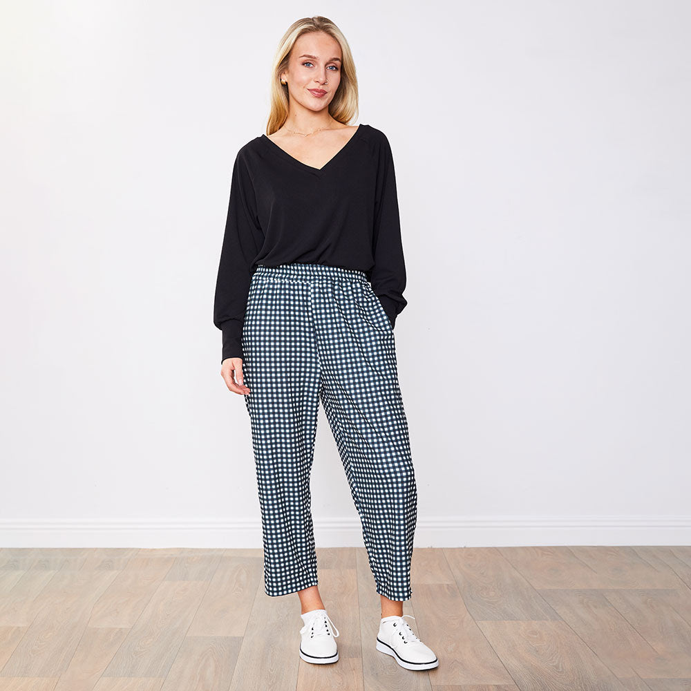 Tessa Trouser (Checkered) & Clifton Jacket (Black) (2 for €68)