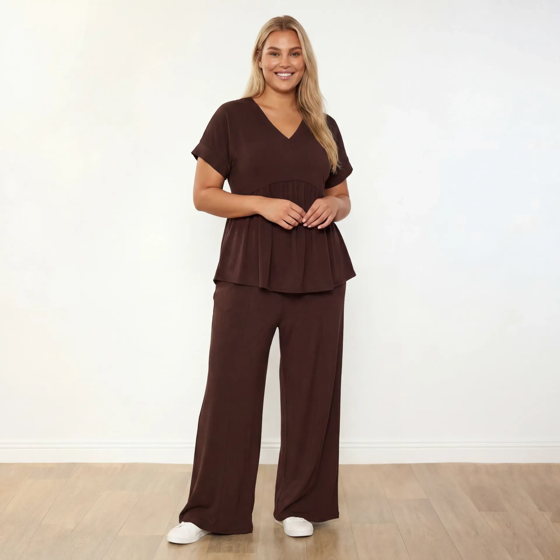 Tommy Co-Ord Brown - Plus Size Model Front Hands Clasped