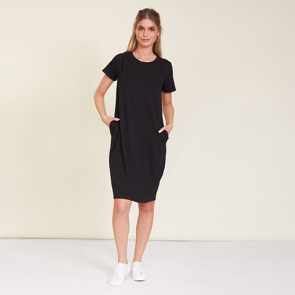 Casual black store t shirt dress