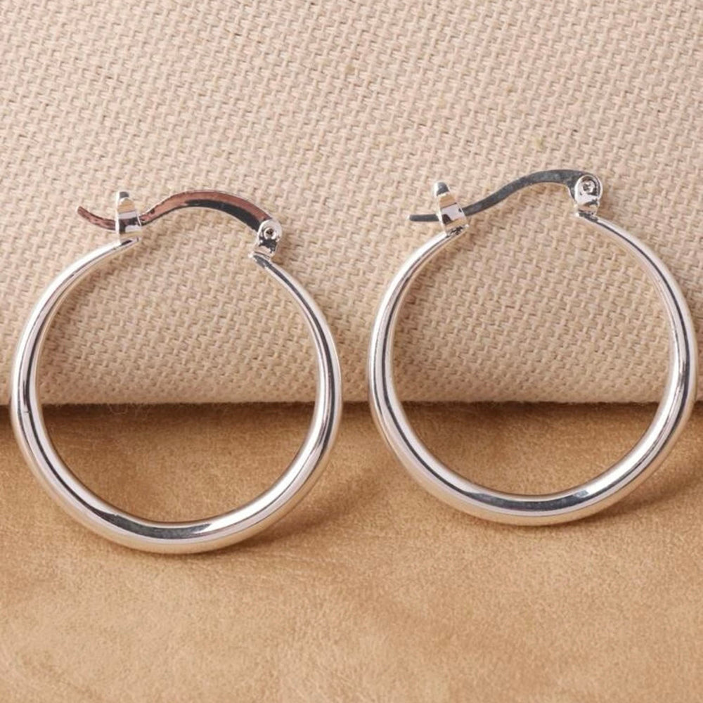 Minimalist Hoop Earrings (Silver)