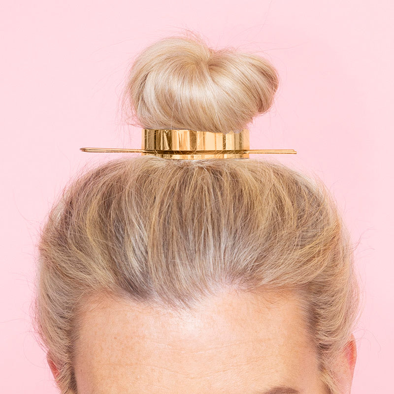 Lea Messy Bun Hair (Gold)