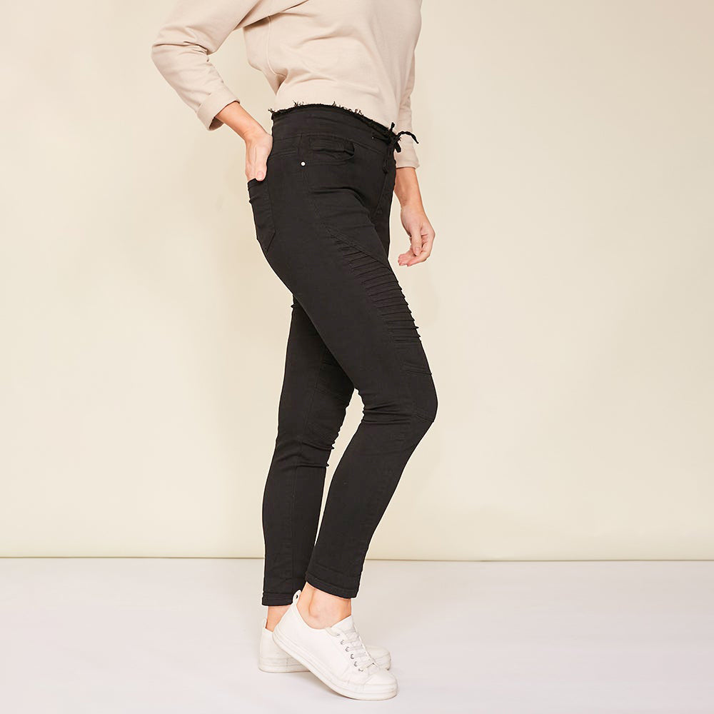 Kellie Biker Jeans (Black)